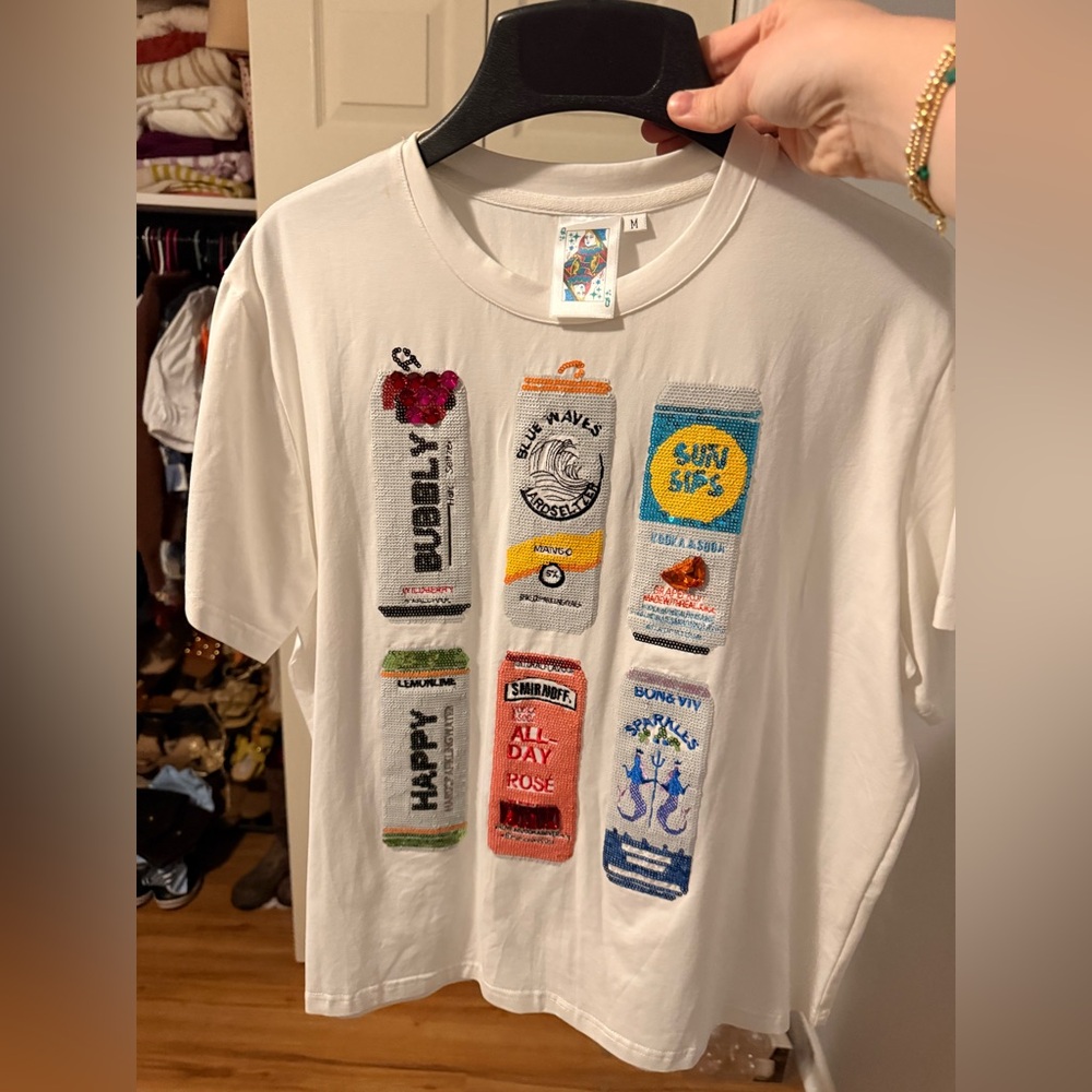 QUEEN OF SPARKLES White Graphic Tee